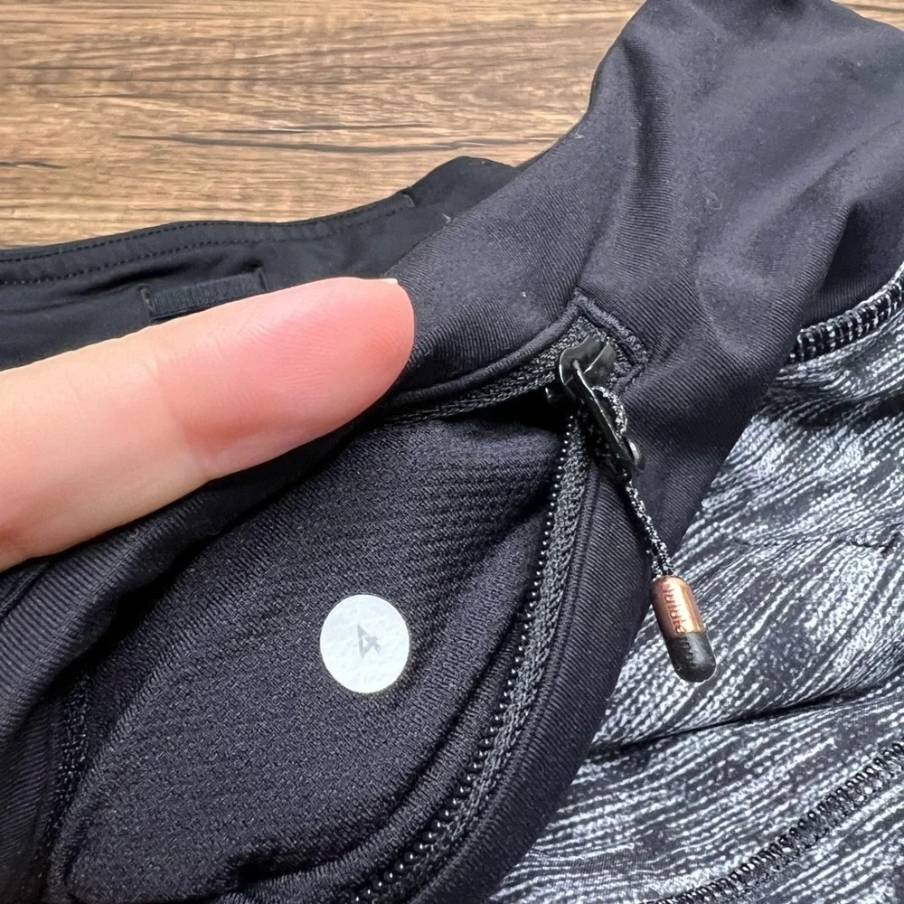 Lululemon Pace Rival Skirt Size 4 Black Gray Built In Shorts Tennis Running